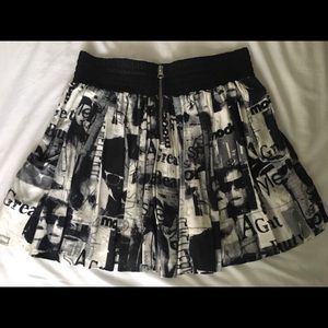 Zara Graphic Black & White Mini Skirt